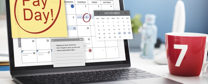 payday note in laptop